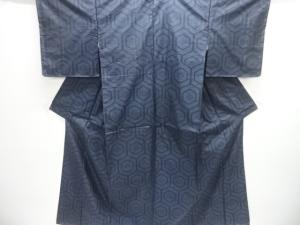 未使用品　重ね亀甲模様織出し本場泥大島紬着物アンサンブル